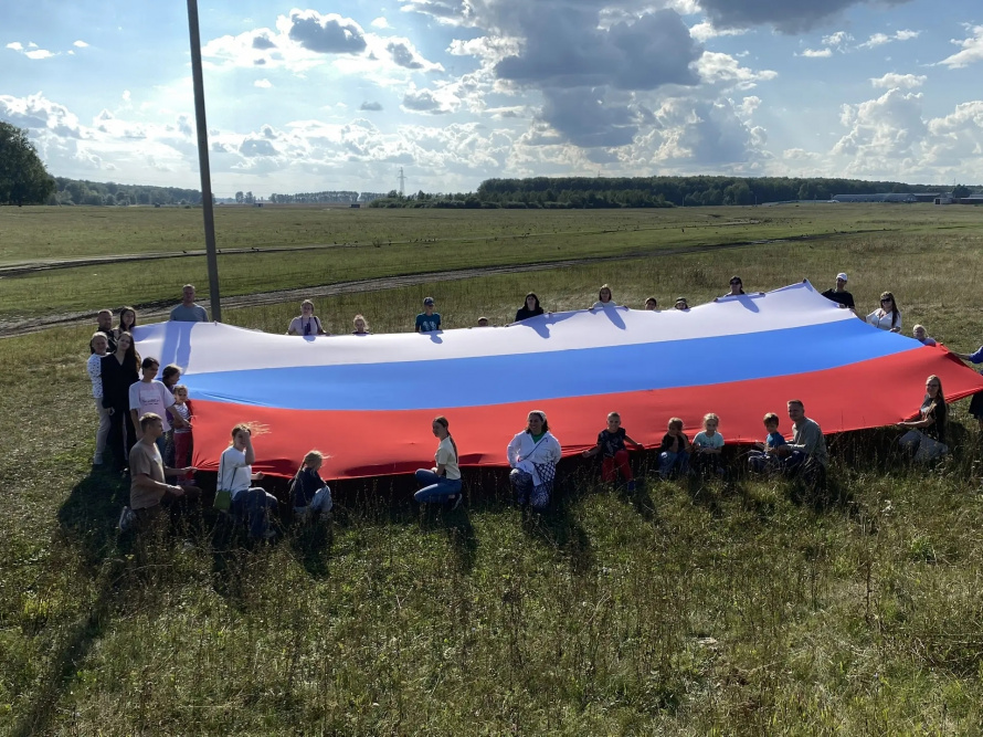 Молодые семьи познакомились с возможностями Толмачевского сельсовета